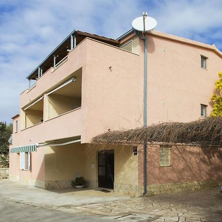Apartments Gudelj Трогир Екстериор снимка