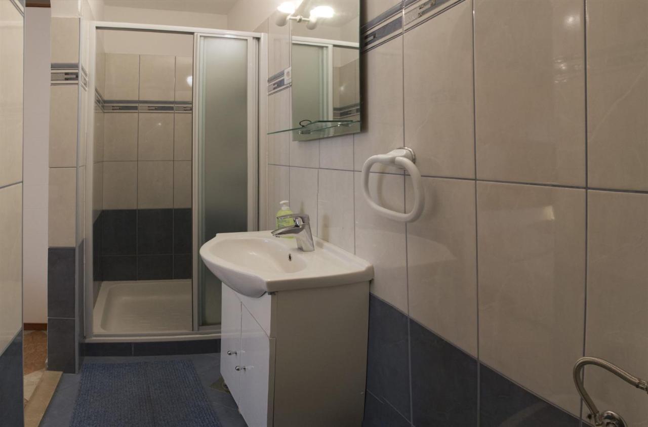 Apartments Gudelj Трогир Екстериор снимка