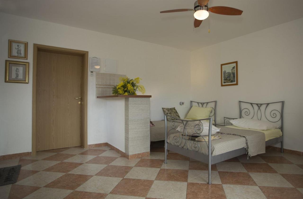 Apartments Gudelj Трогир Екстериор снимка