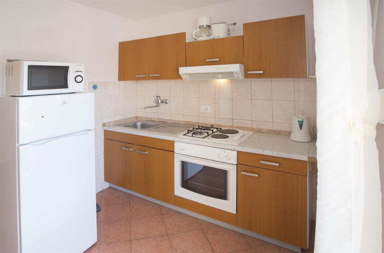 Apartments Gudelj Трогир Екстериор снимка