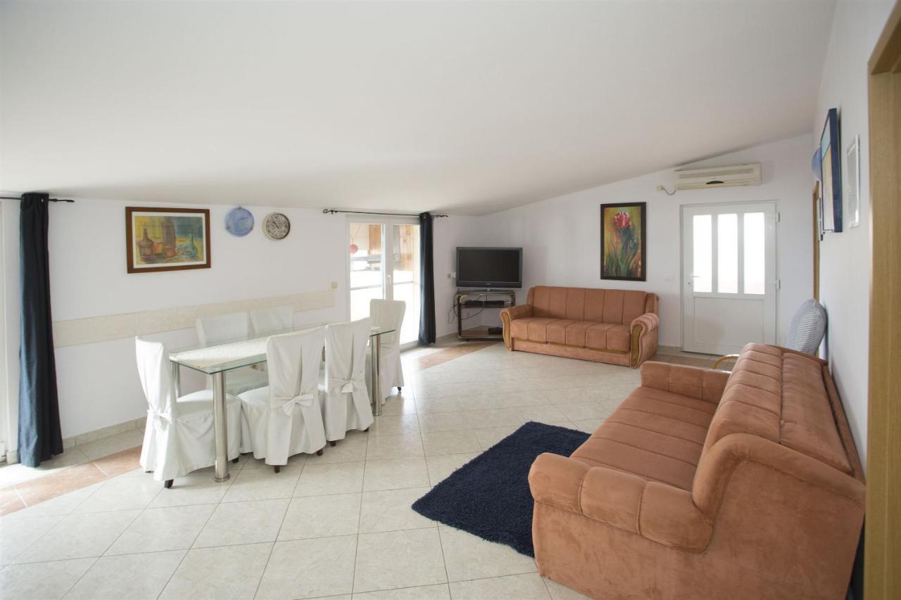 Apartments Gudelj Трогир Екстериор снимка