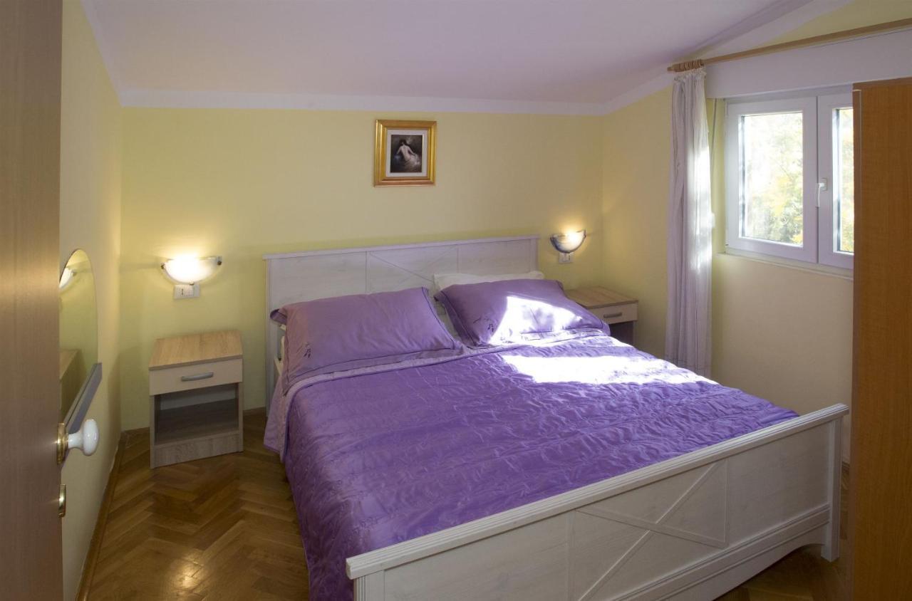 Apartments Gudelj Трогир Екстериор снимка