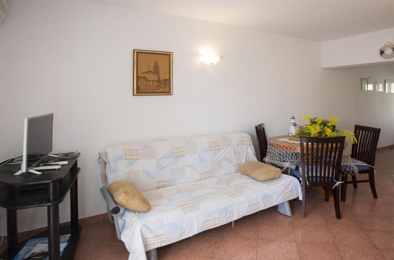 Apartments Gudelj Трогир Екстериор снимка