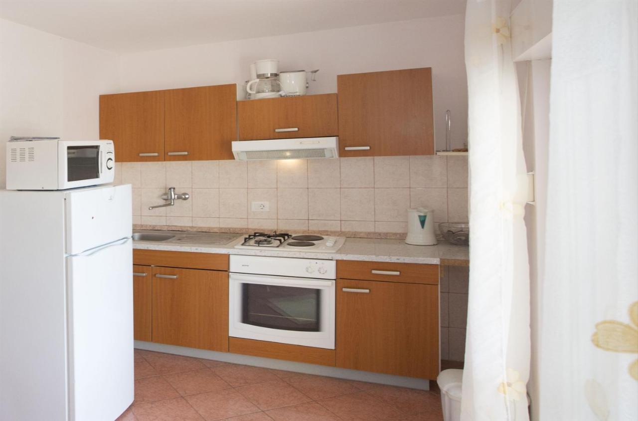 Apartments Gudelj Трогир Екстериор снимка