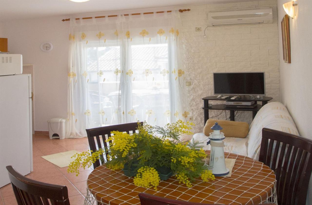 Apartments Gudelj Трогир Екстериор снимка